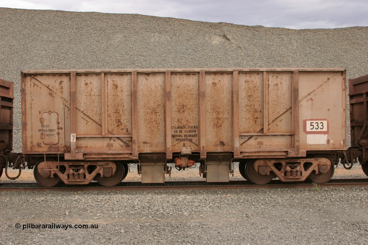 050412 0764
Quarry 8, Shaw Siding area. Side view of 1963 built Magor USA waggon 533, originally in ore service before conversion to a ballast waggon.
Keywords: Magor-USA;BHP-ballast-waggon;