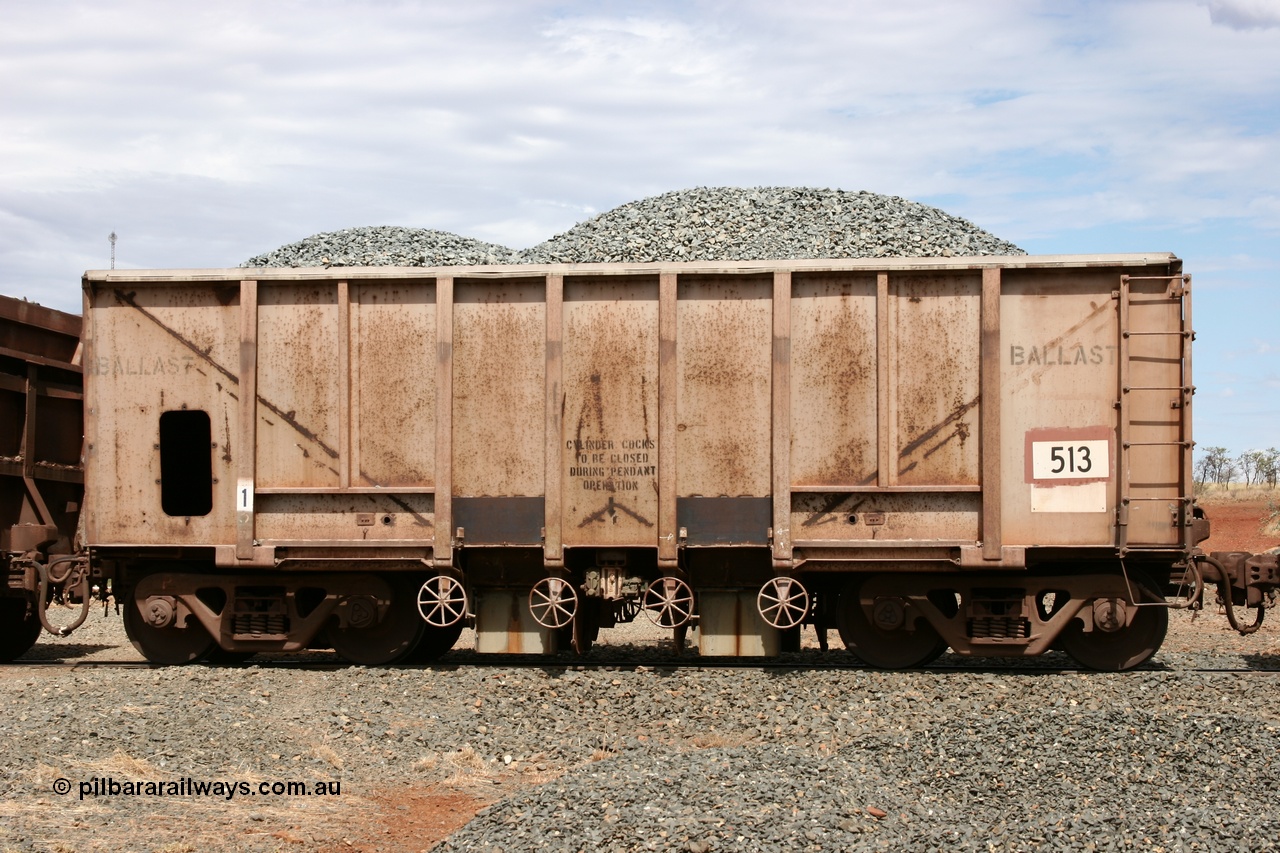 050421 1386
Quarry 8, Magor USA built ballast waggon 513, originally built in 1963 for the Oroville Dam project, before coming to BHP second hand as a ballast waggon in January 1968.
Keywords: Magor-USA;BHP-ballast-waggon;