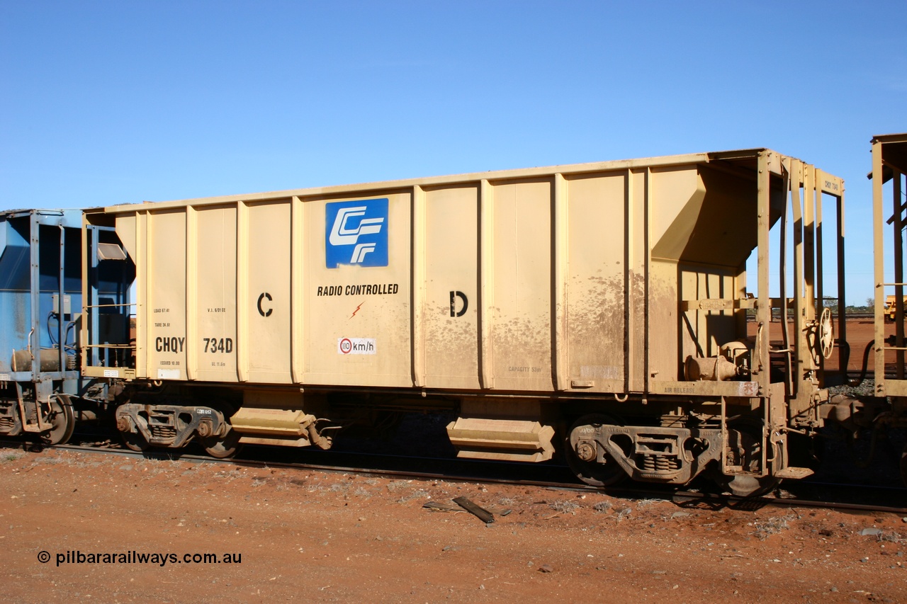 050518 2096
Flash Butt yard, CFCLA hire ballast waggon CHQY type CHQY 734.
Keywords: CHQY-type;CHQY734;CFCLA;CRDX-type;BHP-ballast-waggon;