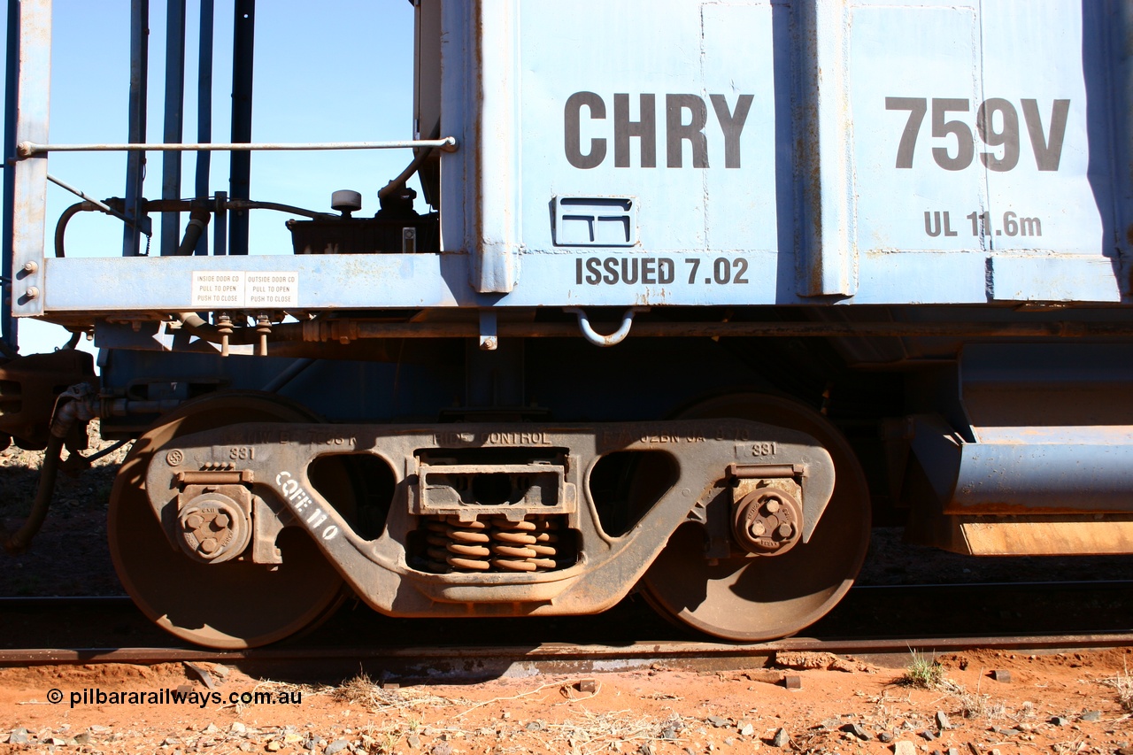 050518 2130
Flash Butt yard, CFCLA hire ballast waggon CHRY type CHRY 759, shows bogie detail, C&NW Ride Control bogie with CFCLA id of CQFE 110.
Keywords: CHRY-type;CHRY759;CFCLA;CRDX-type;BHP-ballast-waggon;