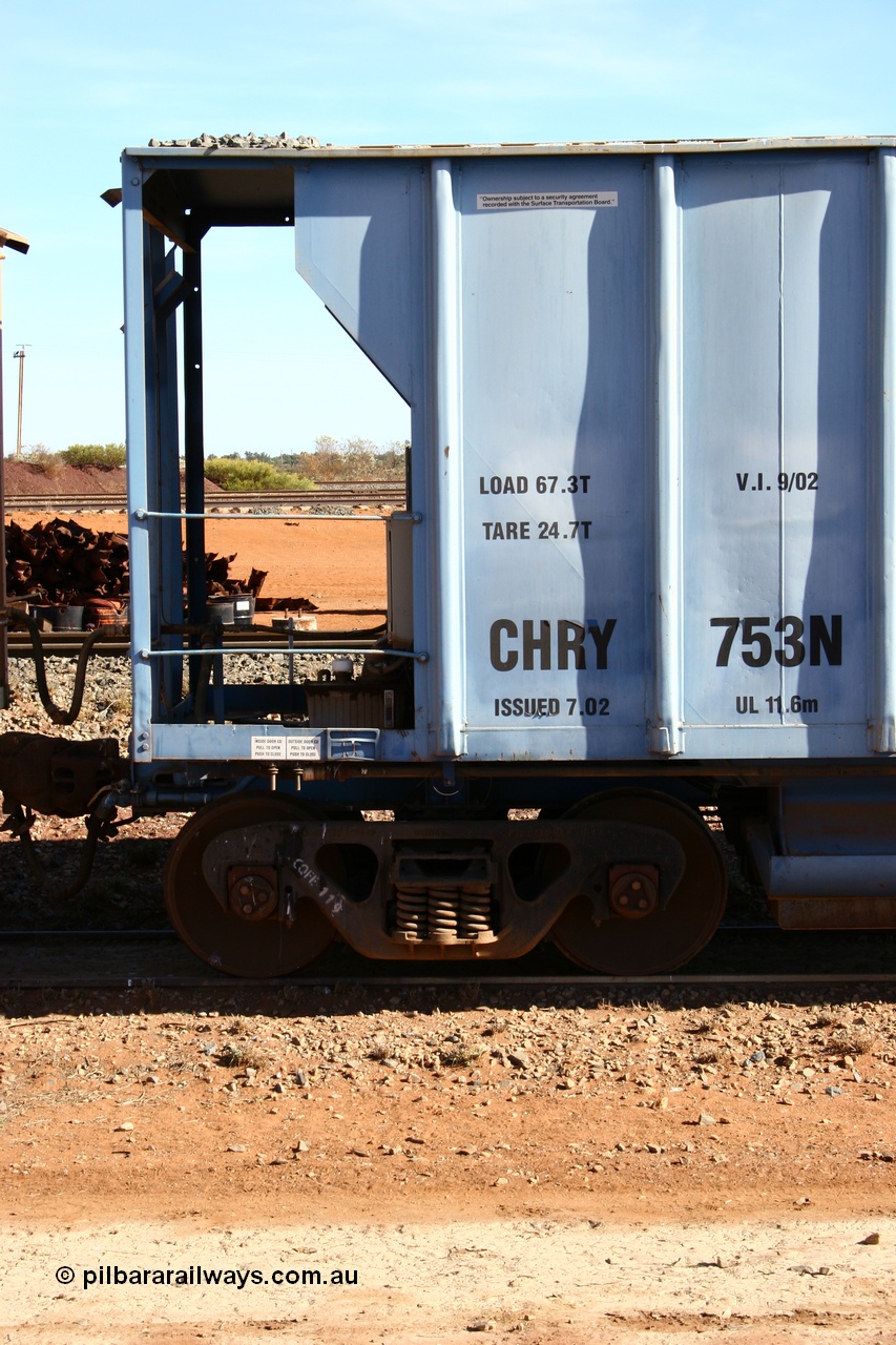 050518 2139
Flash Butt yard, CFCLA hire ballast waggon CHRY type CHRY 753, non hand brake end detail, including bogie.
Keywords: CHRY-type;CHRY753;CFCLA;CRDX-type;BHP-ballast-waggon;