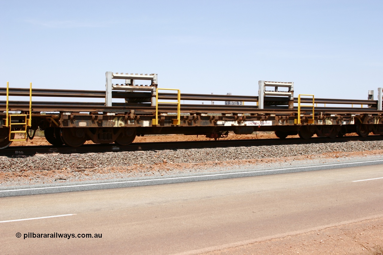 051001 5692
Boodarie, the Steel Train or rail recovery and transport train, flat waggon #16, 6009, a Scotts of Ipswich Qld built flat waggon from September 1970.
Keywords: Scotts-Qld;BHP-rail-train;