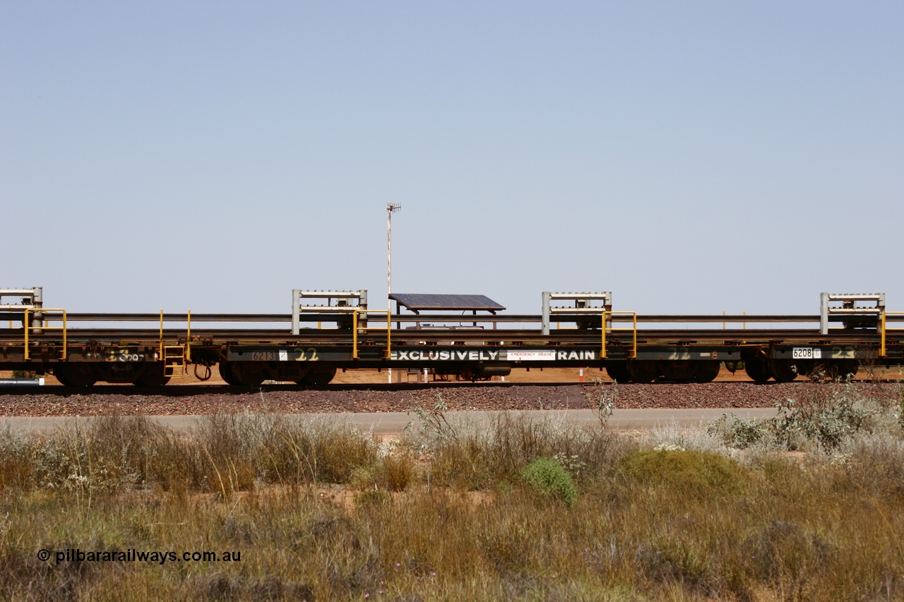 051001 5735
Boodarie, the Steel Train or rail recovery and transport train, flat waggon #22, 6213, builders plate detail, a Comeng WA built flat waggon in February 1977 under order no. 07-M-282 RY.
Keywords: Comeng-WA;BHP-rail-train;