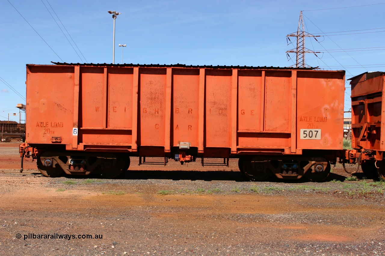 060414 3439
Nelson Point yard, originally a Magor USA built ballast waggon for the Oroville Dam construction, 507 seen here modified as a weighbridge test waggon with an axle load of 20 ton.
Keywords: Magor-USA;BHP-weigh-waggon;