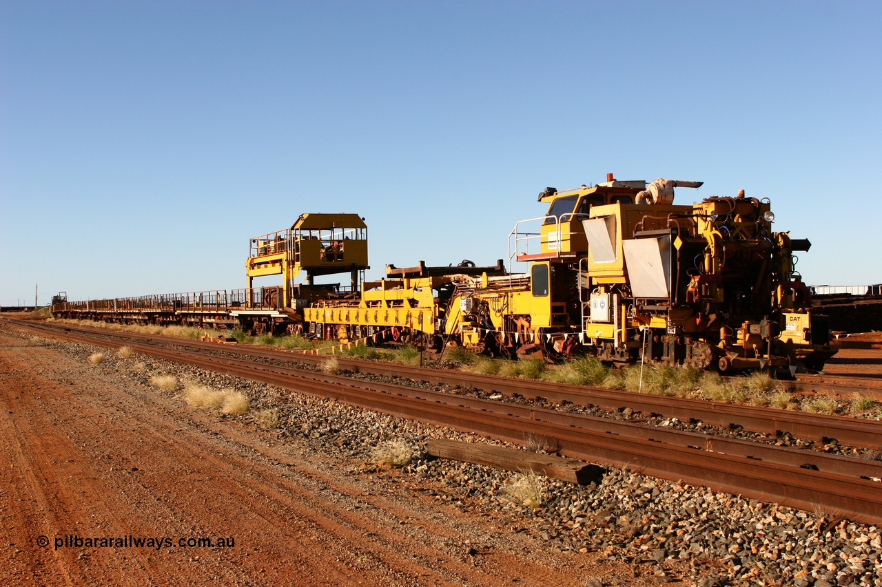 060429 3718
Flash Butt yard, a view along the Harsco 'Pony' track resleeping and relaying machine and sleeper carting waggons and gantry trolleys.
Keywords: Harsco;Pony-Track-Relayer;
