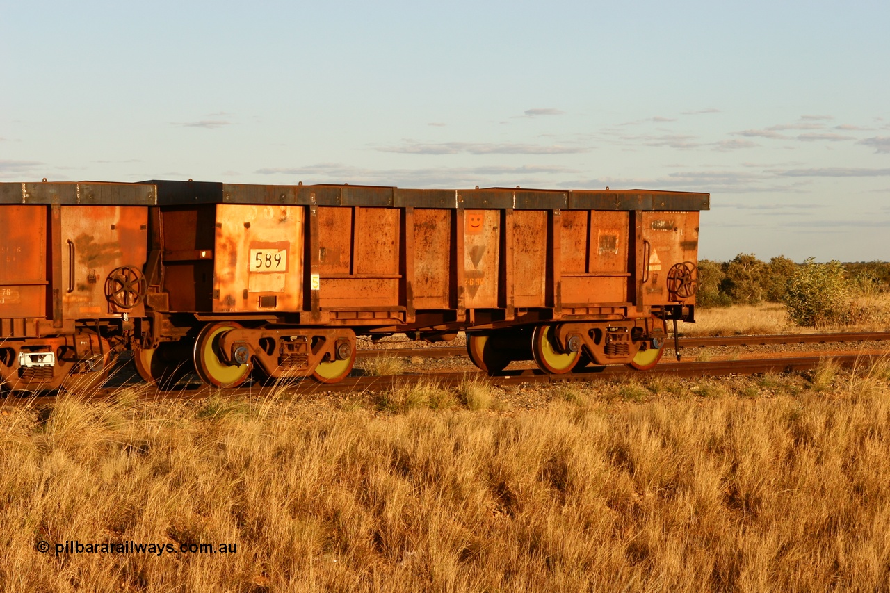 060618 6218
Flash Butt yard, modified original Magor USA built Oroville waggon 589, cut down and covered for use as indexing waggon at Finucane Island car dumpers, note the original ODCX marking visible.
Keywords: Magor-USA;Oroville;BHP-index-waggon;