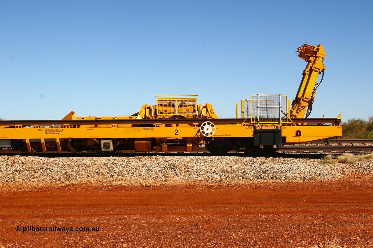080621 2730
Gillman Siding, new Lead-Off Lead-On waggon STTR class STTR 6214 on the end of the Steel Train or rail recovery and transport train, built by Gemco Rail WA, detail of B end with squeeze rollers and chutes raised.
Keywords: Gemco-Rail-WA;BHP-rail-train;STTR-type;STTR6214;