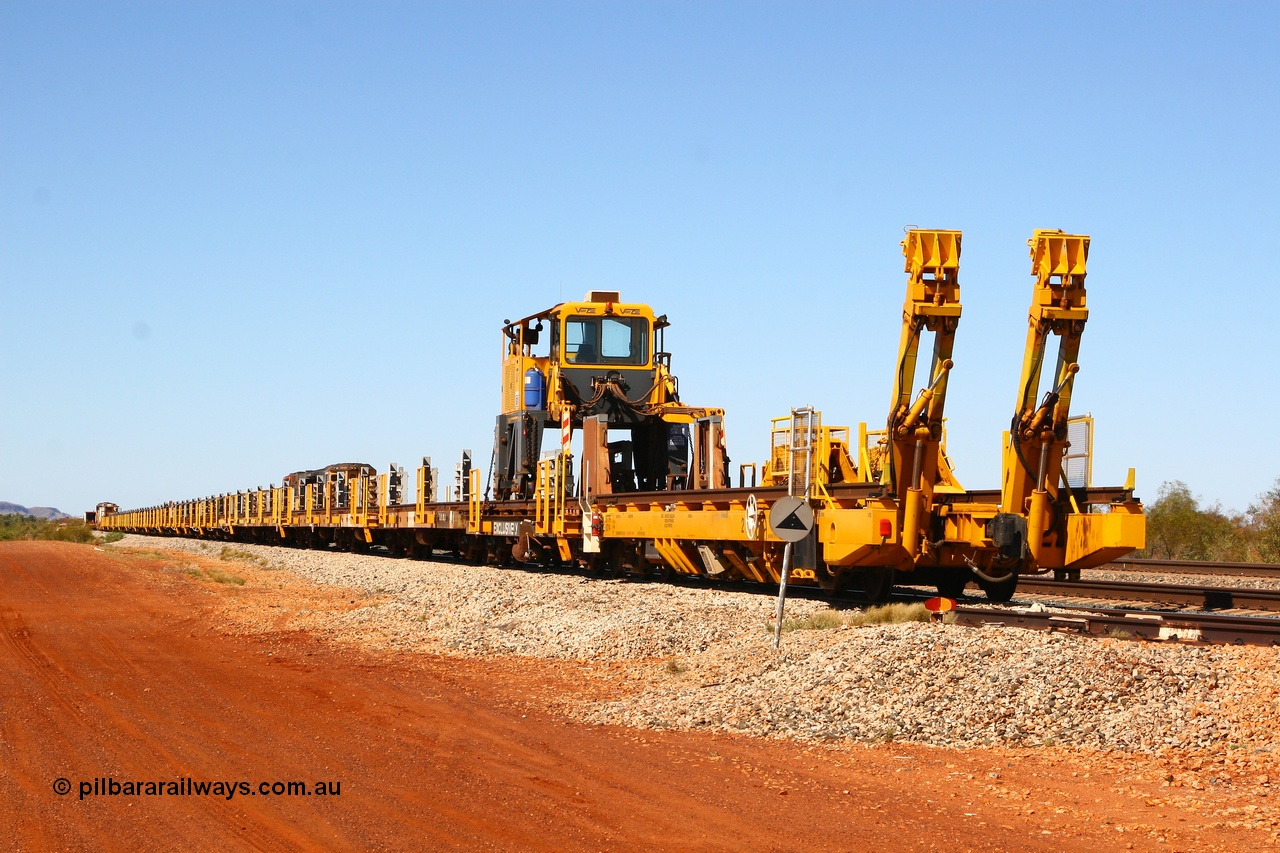 080621 2733
Gillman Siding, view from rear of rail recovery and transport train with new Lead-Off Lead-On waggon STTR class STTR 6214 on the end built by Gemco Rail WA.
Keywords: Gemco-Rail-WA;BHP-rail-train;STTR-type;STTR6214;