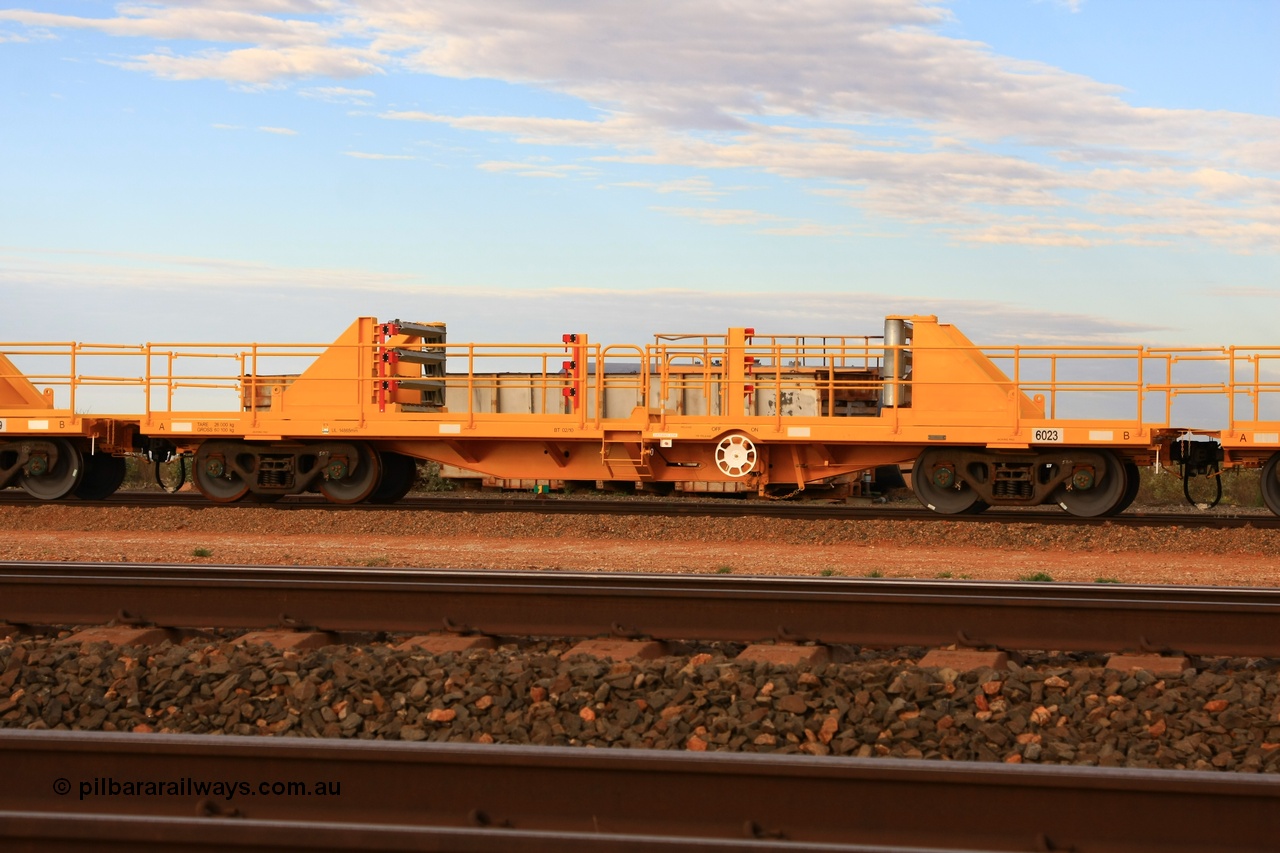 100717 0664
Flash Butt yard, new rail stock carrier waggon 6023, built by Gemco Rail in late 2009-10 with Barber bogies.
Keywords: Gemco-Rail-WA;BHP-rail-train;