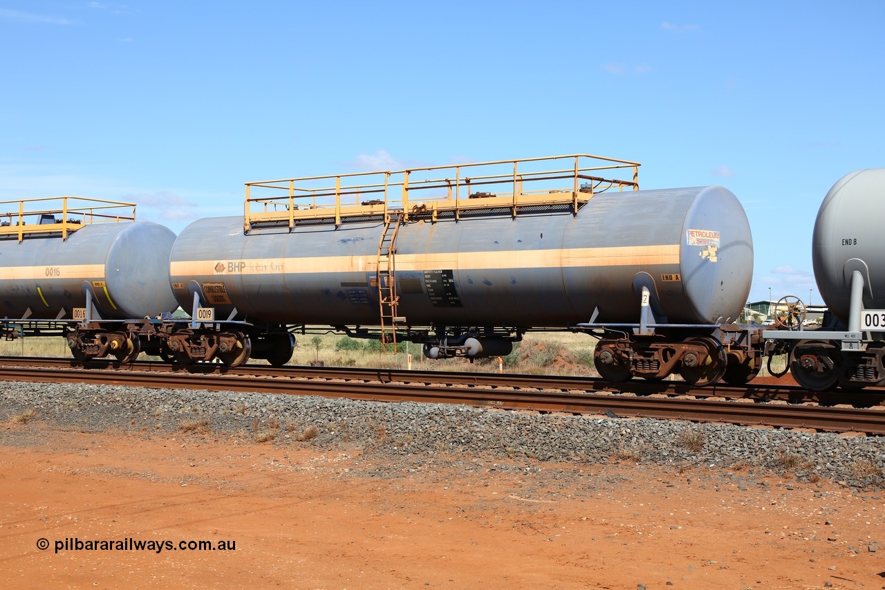 150314 7742
Bing Siding, fuel tank waggon 0019 82 kL capacity, built by Comeng for BP as RTC 1, first of two such tanks, used on Mt Newman line, unsure when converted to 0019.
Keywords: Comeng-NSW;BP-Oil;RTC1;BHP-tank-waggon;