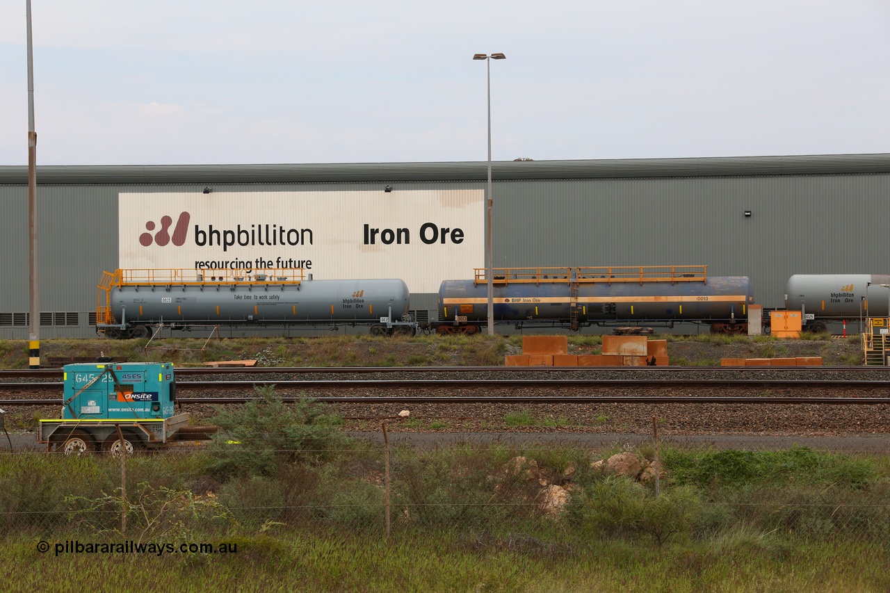 150523 8205
Nelson Point, empty 116 kL CNR-QRRS of China built tank waggon 0035, one of a second batch delivered in 2015 with safety slogan 'Take time to work safely' coupled to Comeng WA built tank waggon 0013 from 1974-75.
Keywords: CNR-QRRS-China;BHP-tank-waggon;Comeng-WA;