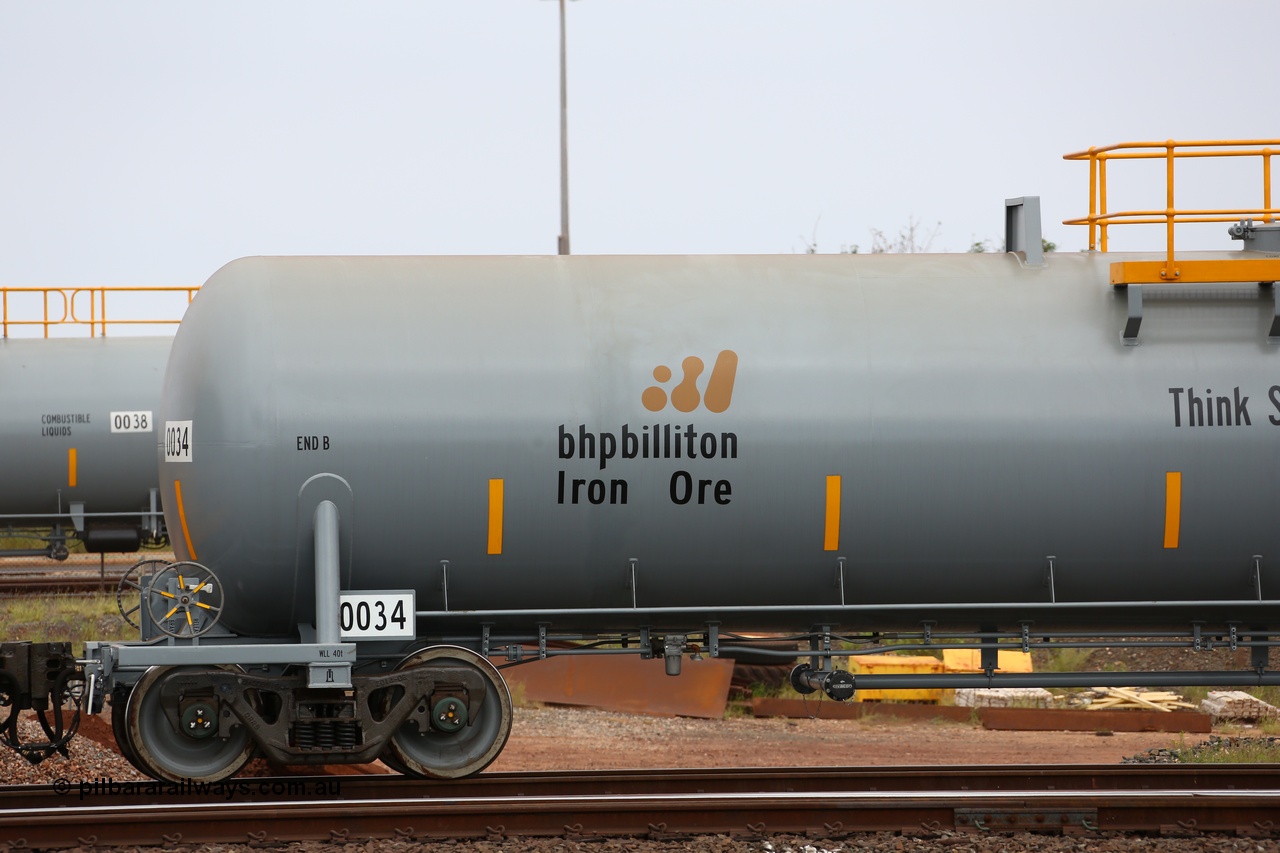 150523 8214
Nelson Point, empty 116 kL CNR-QRRS of China built tank waggon 0034, one of a second batch delivered in 2015, detail view of the B end.
Keywords: CNR-QRRS-China;BHP-tank-waggon;