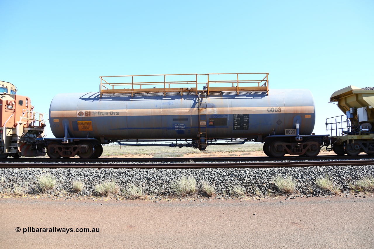 150729 9455
Bing Siding, empty 82 kL Comeng NSW built tank waggon 0003 one of six such tank waggons built in 1970-71.
Keywords: Comeng-NSW;BHP-tank-waggon;