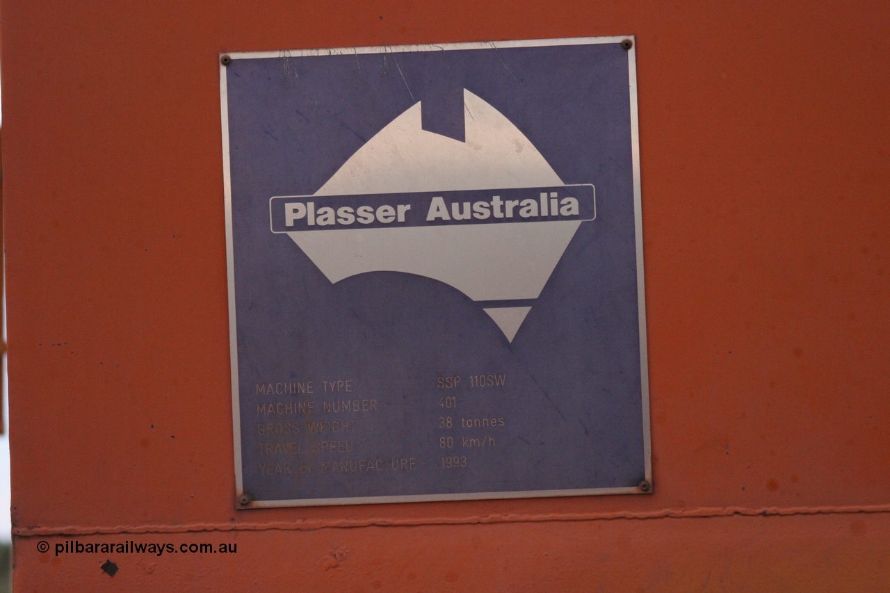 050412 0822
Abydos Siding backtrack, builders plate of BHP's ballast regulator BR 31 a Plasser Australia SSP 110SW model serial 401 built in 1993. 12th April 2005.
Keywords: BR31;Plasser-Australia;SSP-110SW;401;track-machine;