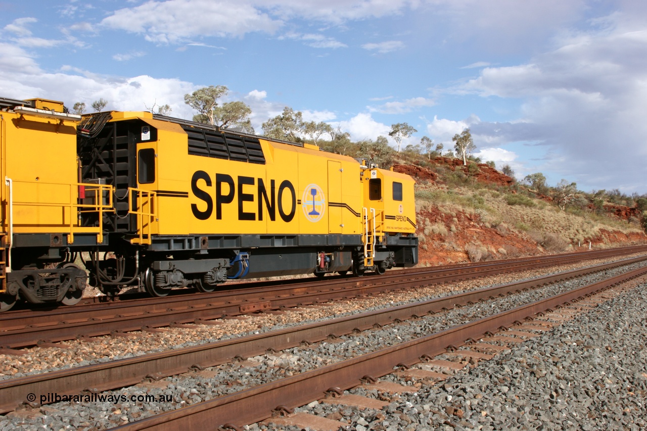 050421 1617
Hesta Siding backtrack, Speno Australia's RR24 model 24 stone rail grinder serial M20 before they had id stickers fitted, this unit was later stickered as RG 1, rear view of the generator and driving module. 21st April 2005.
Keywords: Speno;RR24;M20;track-machine;