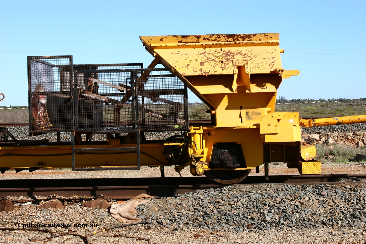 050801 4740
Flash Butt yard, BHP clip driving machine, modified from a former Plasser Australia USP 3000 ballast regulator. 1st August 2005.
Keywords: track-machine;Plasser-Australia;USP3000;