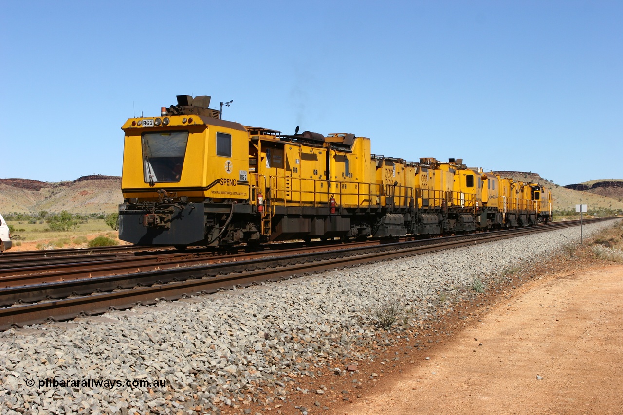 060811 8013
Garden Siding, Speno rail grinder RG 2 coupled with RG 1 in the passing track. 11th August 2006.
Keywords: RG2;Speno;RR24;track-machine;