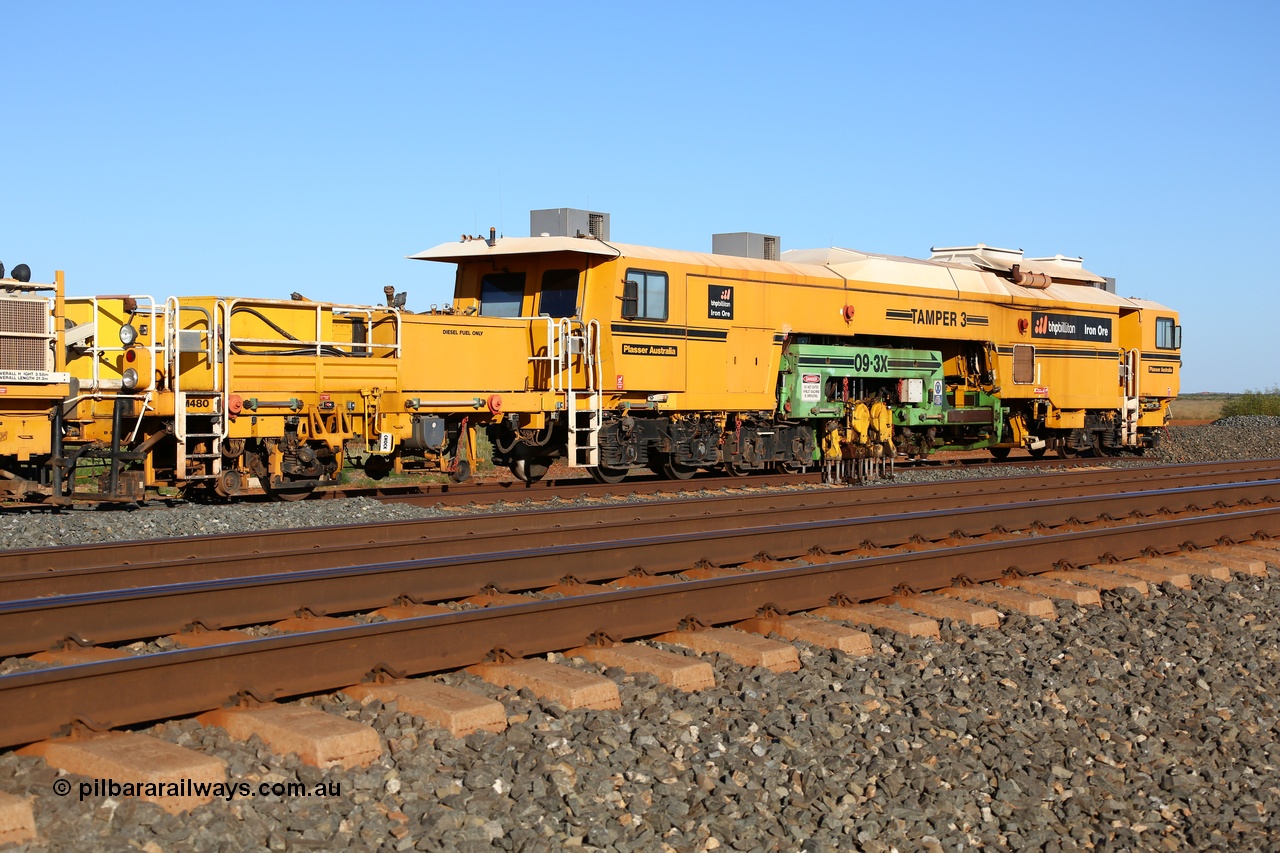150619 9159
Walla back track, BHP track machine Tamper 3 a Plasser Australia unit model 09-3X serial M480. 19th June 2015.
Keywords: Tamper3;Plasser-Australia;09-3X;M480;track-machine;
