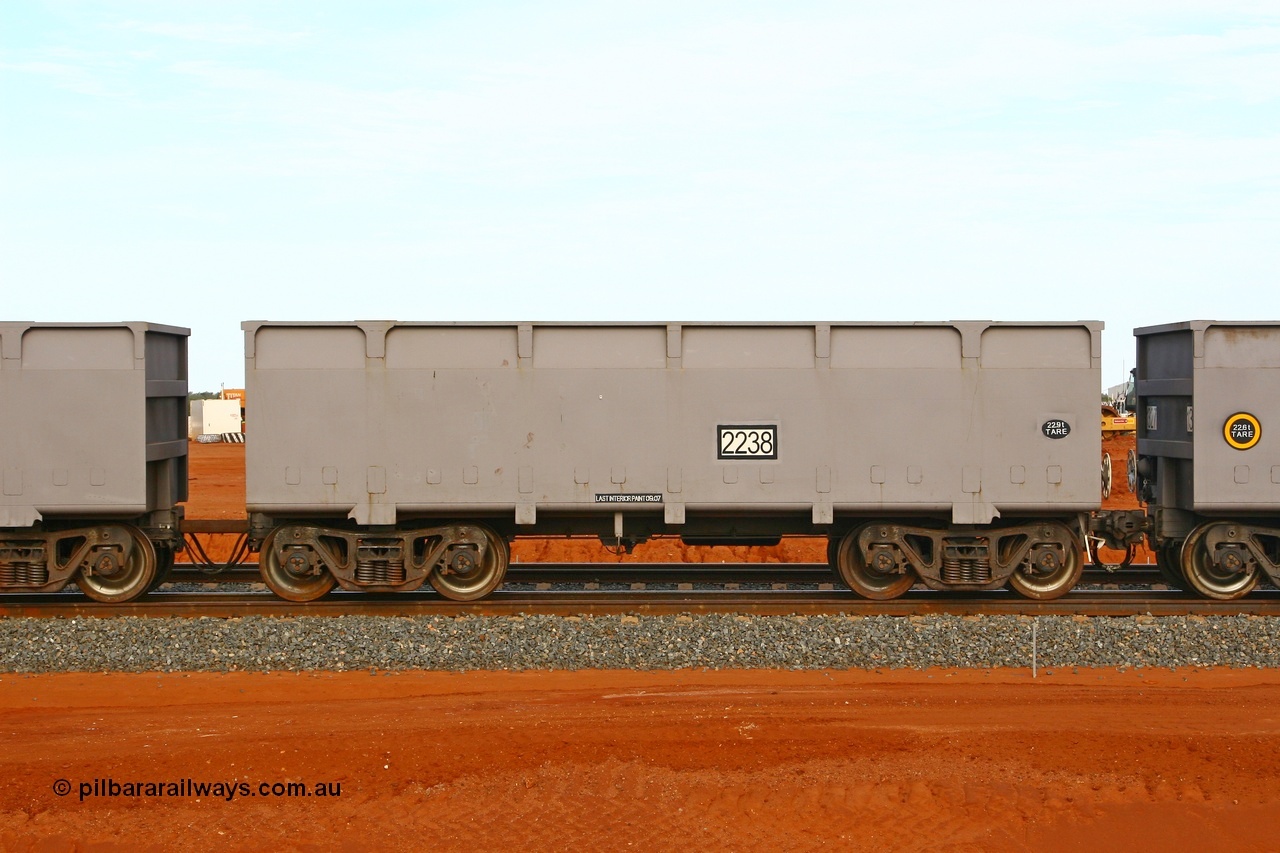 080304 2187
Thomas Yard, down the rail welding end, side view of control waggon 2238, built by China Southern or CSR at their Zhuzhou Rolling Stock Works in China in 2007. 4th March 2008.
Keywords: 2238;CSR-Zhuzhou-Rolling-Stock-Works-China;FMG-ore-waggon;
