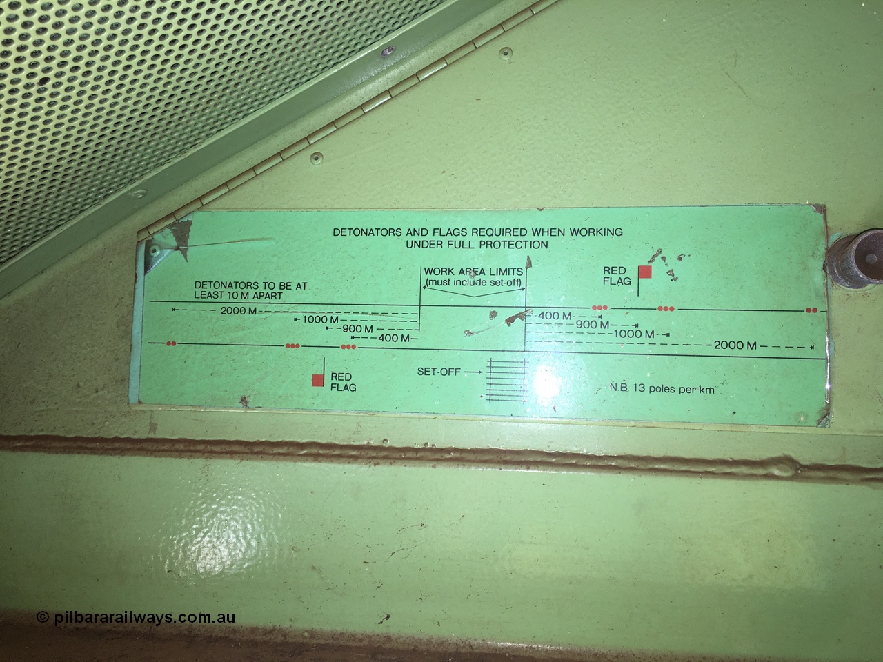 200914 iPhone IMG 8837
Pilbara Railways Historical Society, how to protect a train on the Hamersley Iron system. 14th September 2020.
Keywords: 3017;Comeng-WA;ALCo;C636R;WA-135-C-6043-04;rebuild;