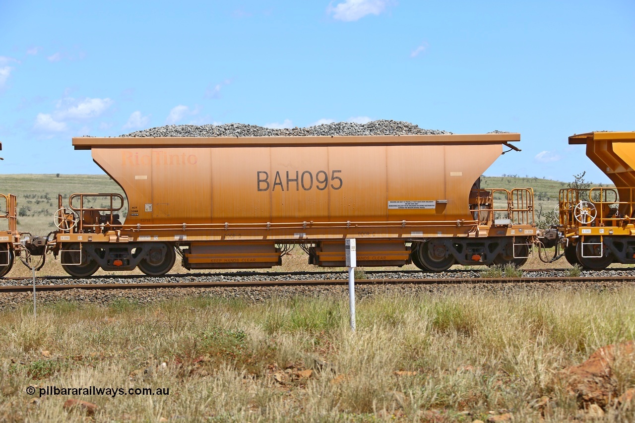 210322 9569
Near Gecko on Rio Tinto's Dampier - Tom Price line is Chinese built ballast waggon BAH 095 on a loaded ballast rake. Location is roughly [url=https://goo.gl/maps/XZkGLreipQwHrTjw9]here[/url]. 22nd March 2021.
Keywords: BAH-type;BAH095;Rio-ballast-waggon;