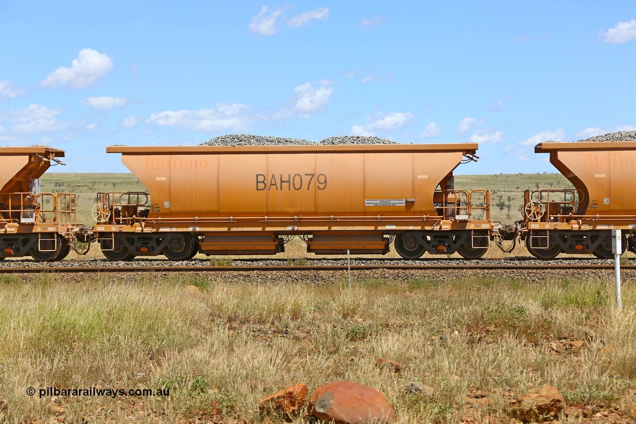 210322 9571
Near Gecko on Rio Tinto's Dampier - Tom Price line is Chinese built ballast waggon BAH 079 on a loaded ballast rake. Location is roughly [url=https://goo.gl/maps/XZkGLreipQwHrTjw9]here[/url]. 22nd March 2021.
Keywords: BAH-type;BAH079;Rio-ballast-waggon;
