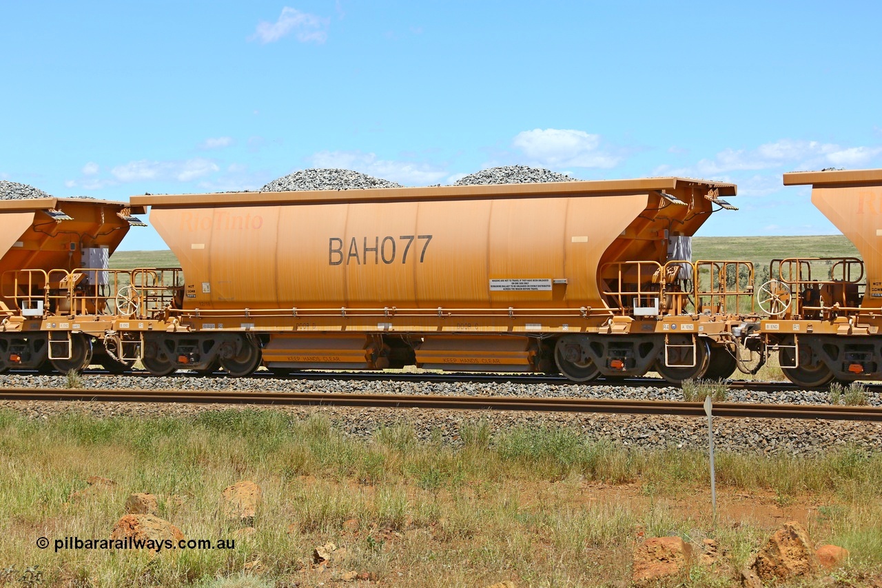 210322 9578
Near Gecko on Rio Tinto's Dampier - Tom Price line is Chinese built ballast waggon BAH 077 on a loaded ballast rake. Location is roughly [url=https://goo.gl/maps/XZkGLreipQwHrTjw9]here[/url]. 22nd March 2021.
Keywords: BAH-type;BAH077;Rio-ballast-waggon;