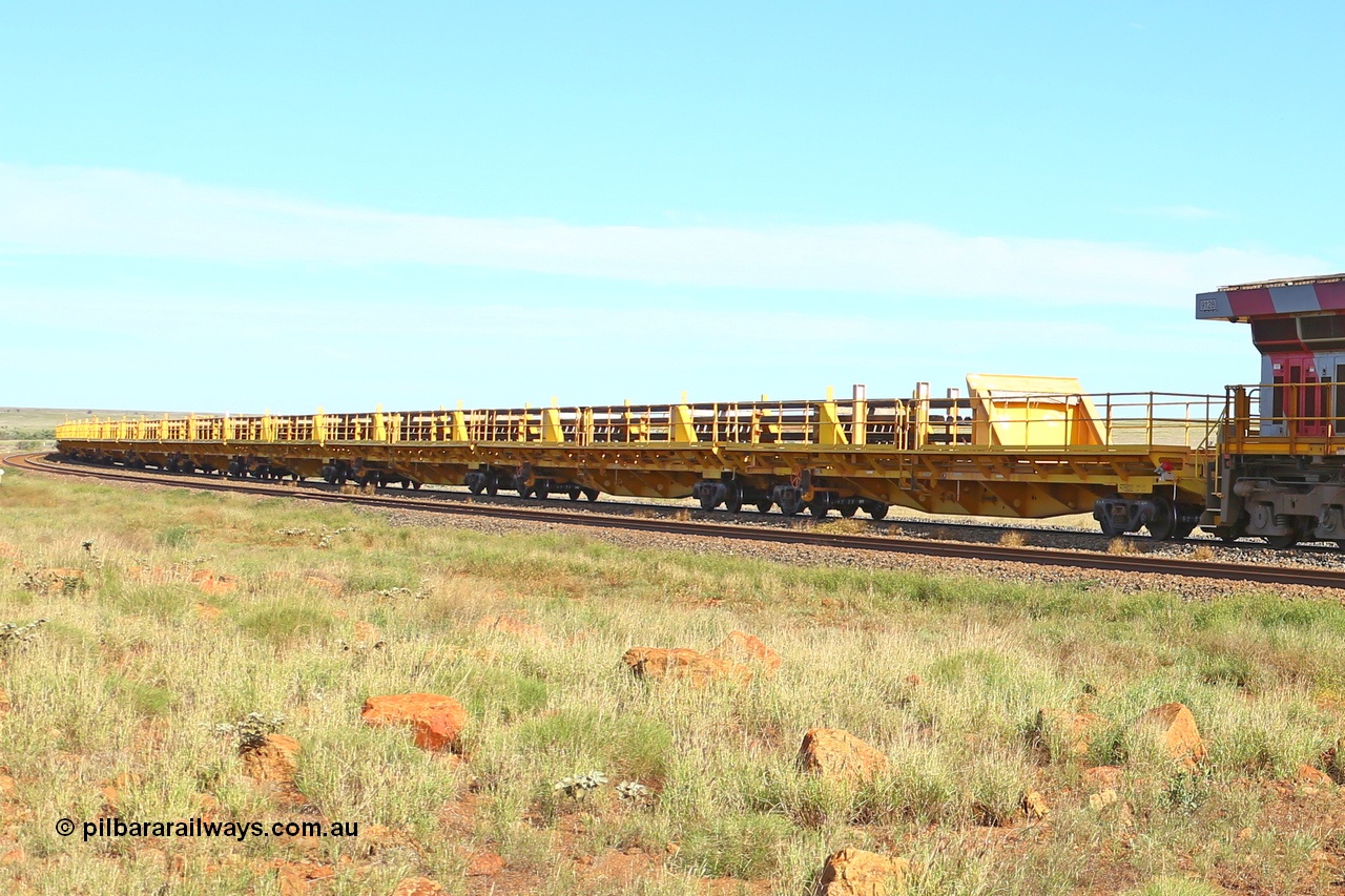 210510 1097
Near Gull on the Rio Tinto Dampier - Tom Price line at the 101.5 km the Rio Tinto's Gemco Rail built rail train consist rounds the curve as it heads to the 84 km. 10th May 2021. [url=https://goo.gl/maps/9WbRn1E4vP6a1YbN8]Location[/url].
