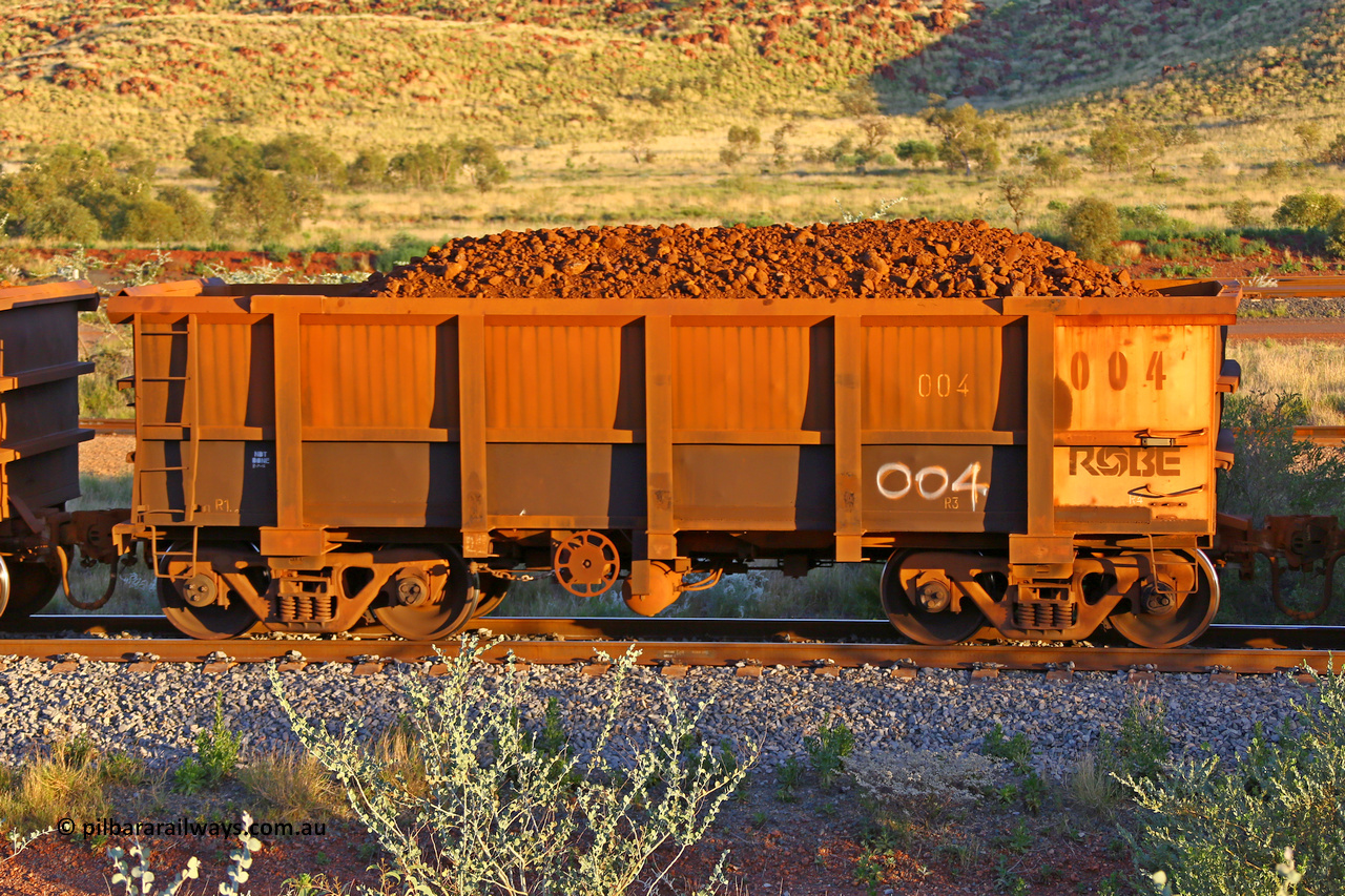 0004 170513 8724
Robe River ore waggon 004, built by Nippon Sharyo Nihon, handbrake side loaded view, Cape Lambert yard, May 13, 2017.
Keywords: 004;Nippon-Sharyo-Nihon;Robe-ore-waggon;