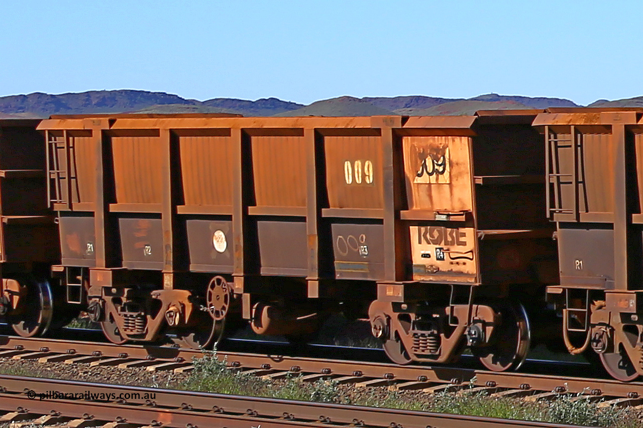 0009 160727 0987
Robe River ore waggon 009, built by Nippon Sharyo Nihon, rotary coupler end handbrake side empty view at Harding Siding on the Cape Lambert line, July 27, 2016.
Keywords: 009;Nippon-Sharyo-Nihon;Robe-ore-waggon;