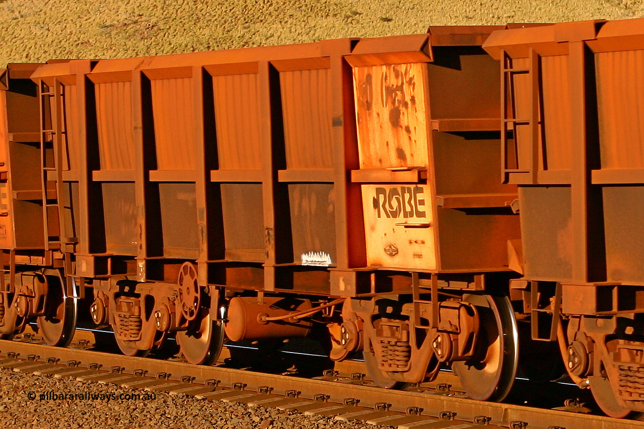 0063 060722 7586
Robe River ore waggon 063, built by Nippon Sharyo Nihon, rotary coupler end handbrake side empty view at the 11.7 km, Cape Lambert. July 22, 2006.
Keywords: 063;Nippon-Sharyo-Nihon;Robe-ore-waggon;