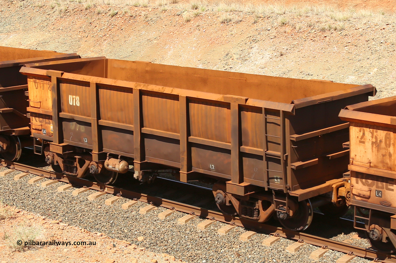 0078 160306 1343
Robe River ore waggon 078, built by Nippon Sharyo Nihon, fixed coupler non-handbrake side empty view at Greenpool on the Cape Lambert line. March 6, 2016.
Keywords: 078;Nippon-Sharyo-Nihon;Robe-ore-waggon;