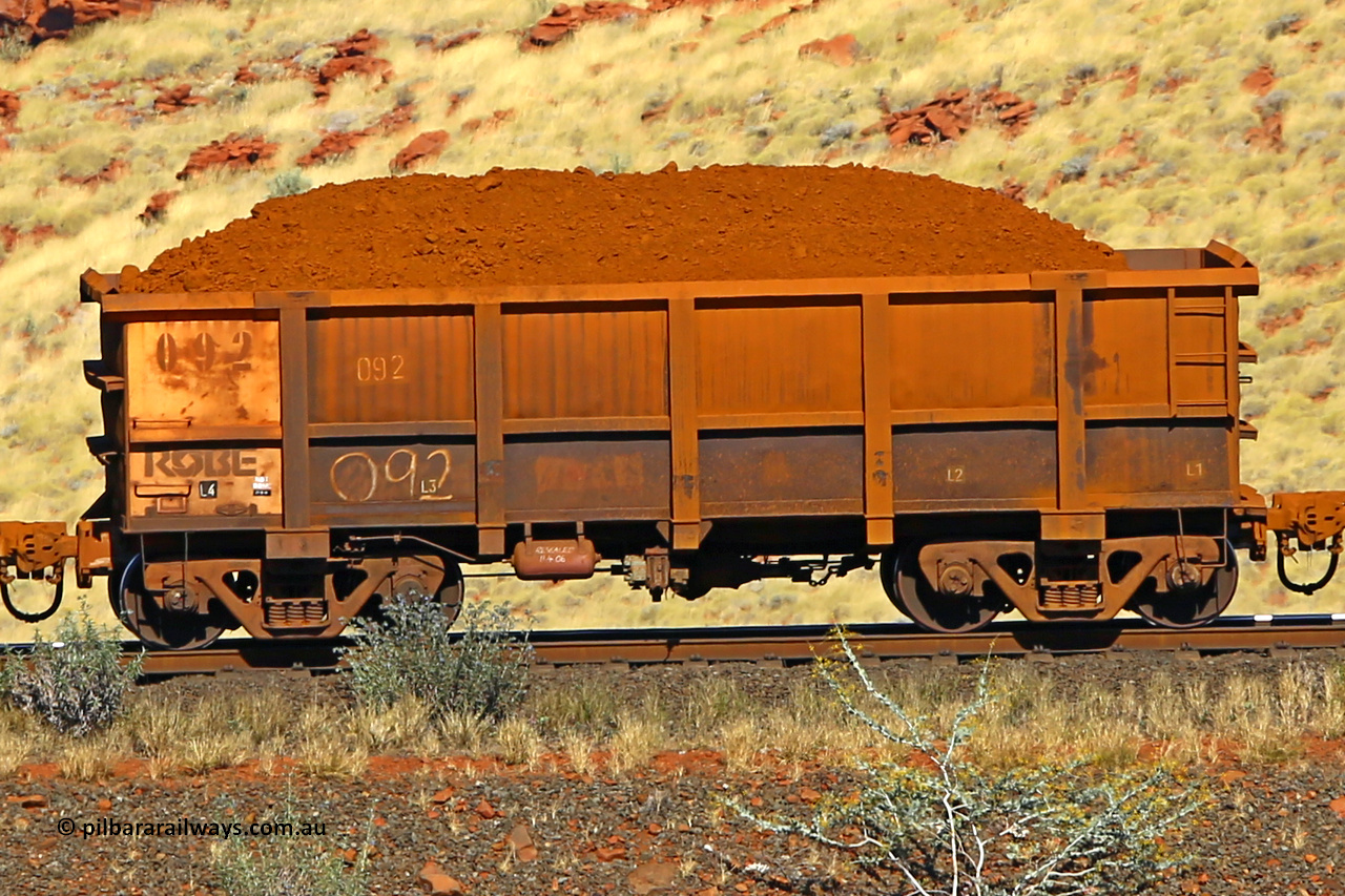 0092 170728 09936
Robe River ore waggon 092, built by Nippon Sharyo Nihon, non-handbrake side loaded view at the 72 km, Western Creek on the Deepdale line. July 28, 2017.
Keywords: 092;Nippon-Sharyo-Nihon;Robe-ore-waggon;