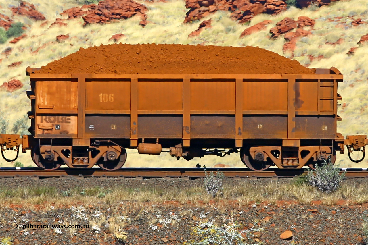 0106 170728 09942
Robe River ore waggon 106, built by Nippon Sharyo Nihon, non-handbrake side loaded view at the 72 km, Western Creek on the Deepdale line. July 28, 2017.
Keywords: 106;Nippon-Sharyo-Nihon;Robe-ore-waggon;