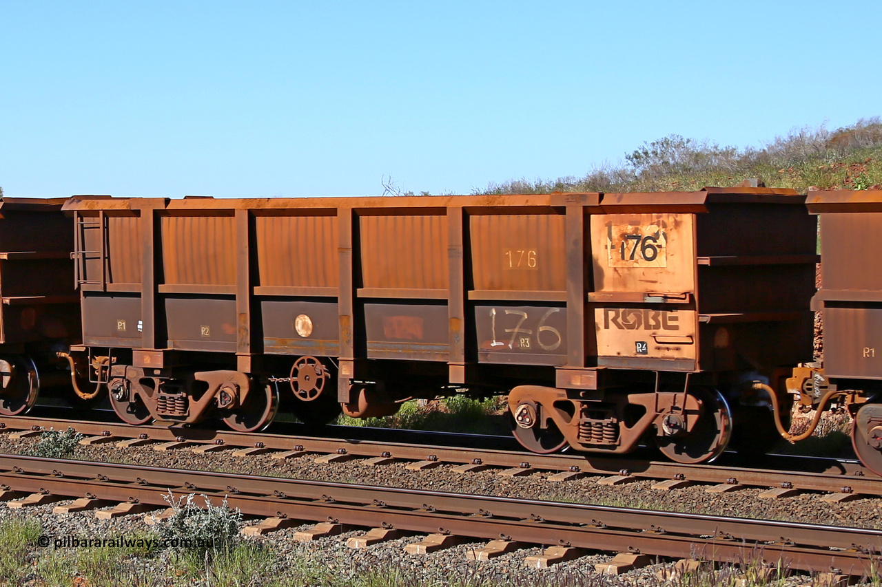 0176 160727 0982
Robe River ore waggon 176, built by Nippon Sharyo Nihon, rotary coupler end handbrake side empty view at Harding Siding on the Cape Lambert line, July 27, 2016.
Keywords: 176;Nippon-Sharyo-Nihon;Robe-ore-waggon;