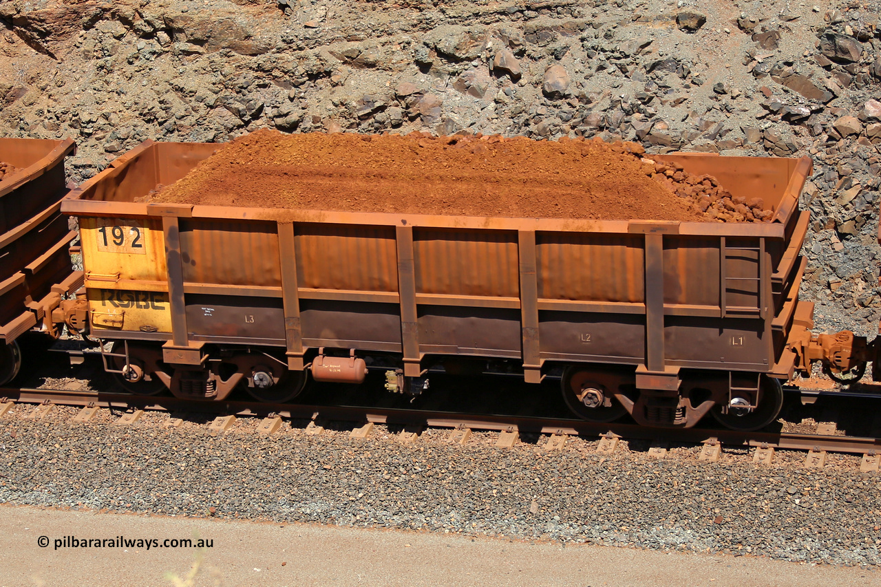 0192 160306 1635
Robe River ore waggon 192, built by Nippon Sharyo Nihon, fixed coupler non-handbrake side loaded view at the 45 km, Harding Siding on the Cape Lambert line. March 6, 2016.
Keywords: 192;Nippon-Sharyo-Nihon;Robe-ore-waggon;