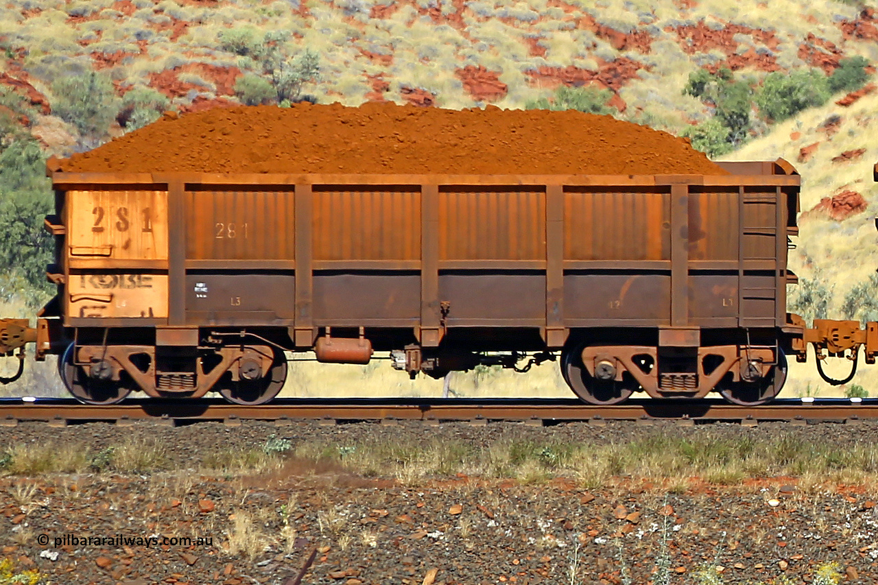 0281 170728 09942
Robe River ore waggon 281, built by Nippon Sharyo Nihon, non-handbrake side loaded view at the 72 km, Western Creek on the Deepdale line. July 28, 2017.
Keywords: 281;Nippon-Sharyo-Nihon;Robe-ore-waggon;