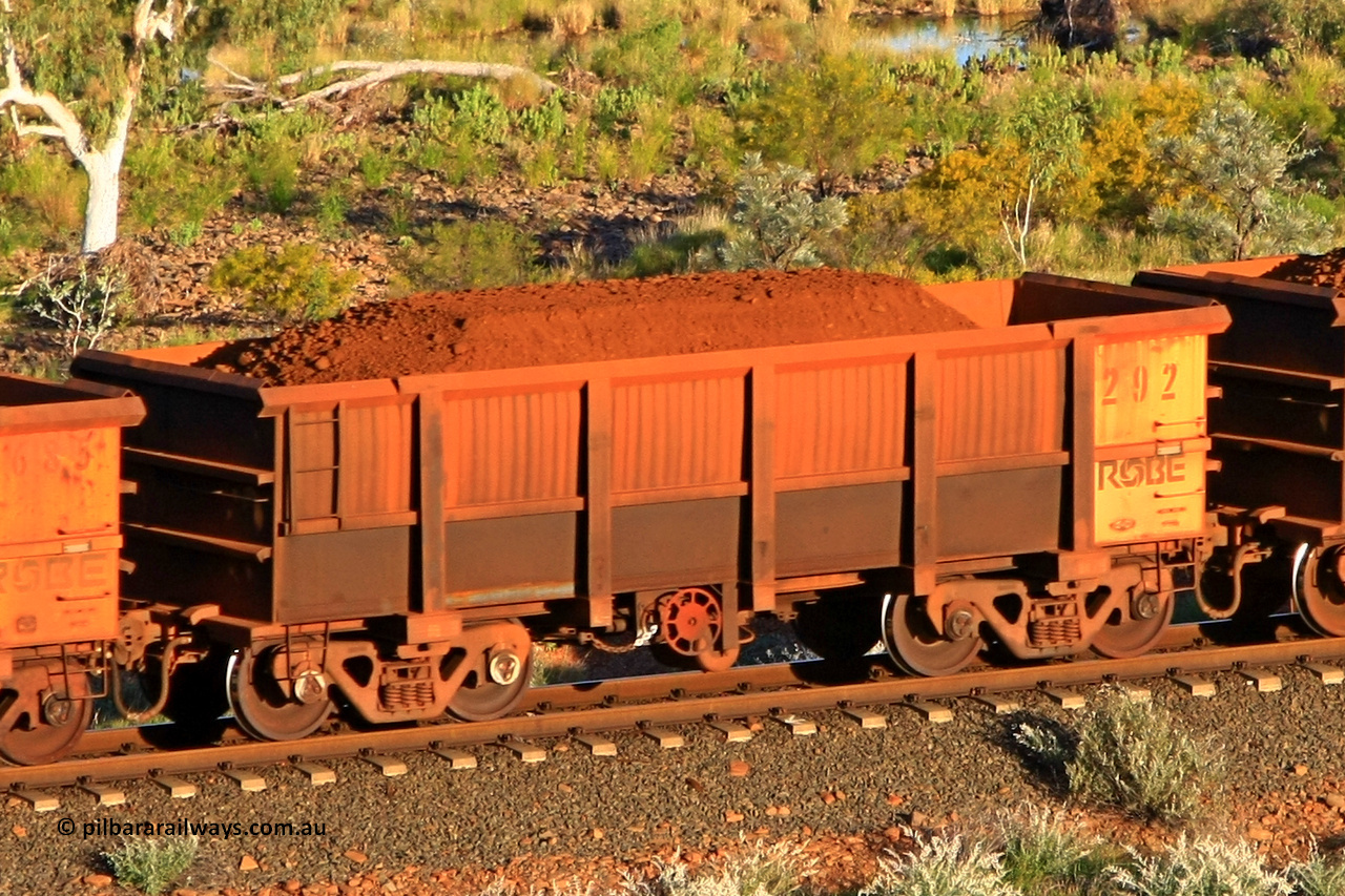 0292 110602 1594
Robe River ore waggon 292, built by Nippon Sharyo Nihon, fix coupler handbrake side loaded view at the 71 km, Western Creek on the Deepdale line. June 2, 2011.
Keywords: 292;Nippon-Sharyo-Nihon;Robe-ore-waggon;