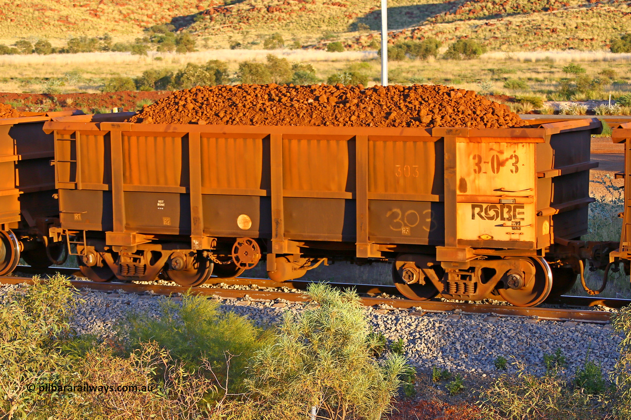 0303 170513 8631
Robe River ore waggon 303, built by Nippon Sharyo Nihon, rotary coupler end handbrake side loaded view, Cape Lambert yard, May 13, 2017.
Keywords: 303;Nippon-Sharyo-Nihon;Robe-ore-waggon;
