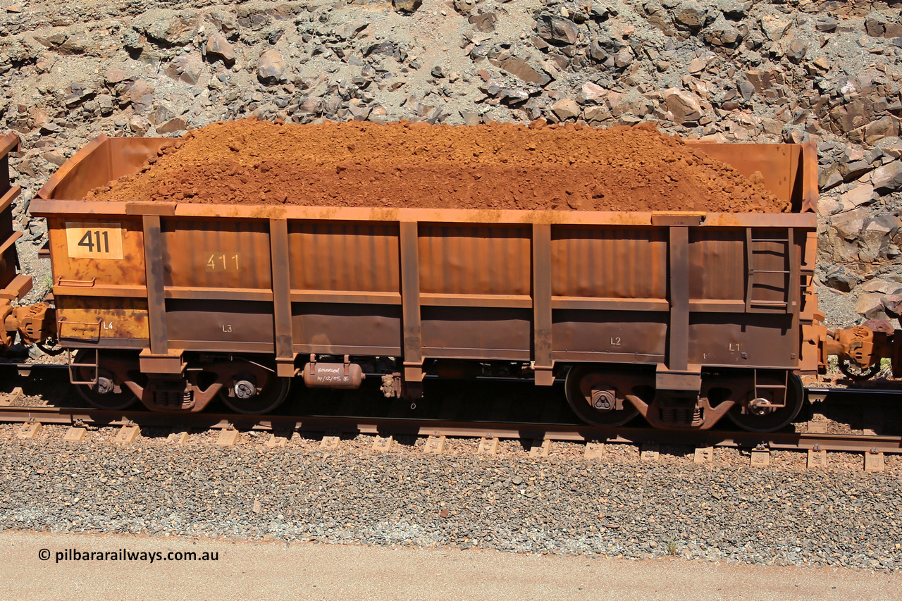 0411 160306 1576
Robe River ore waggon 411, built by Tomlinson Steel WA, fixed coupler non-handbrake side loaded view at the 45 km, Harding Siding on the Cape Lambert line. March 6, 2016.
Keywords: 411;Tomlinson-Steel-WA;Robe-ore-waggon;