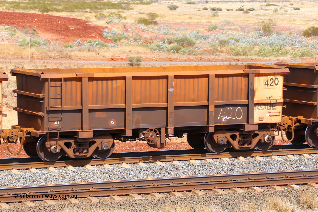 0420 141124 6795
Robe River ore waggon 420, built by Tomlinson Steel WA, fixed coupler handbrake side empty view at the 25 km at Arches Siding on the Cape Lambert line. November 24, 2014.
Keywords: 420;Tomlinson-Steel-WA;Robe-ore-waggon;
