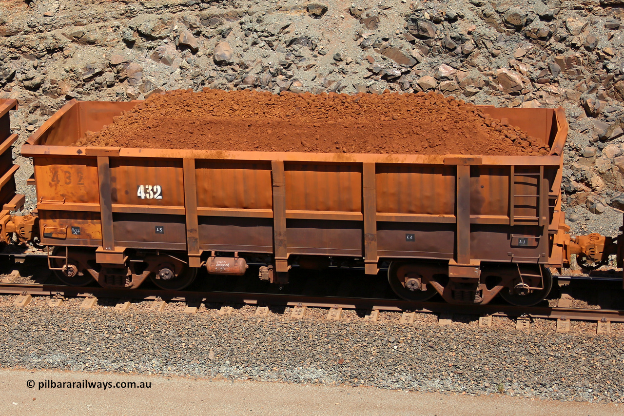 0432 160306 1606
Robe River ore waggon 432, built by Tomlinson Steel WA, fixed coupler non-handbrake side loaded parital view of end, at the 45 km, Harding Siding on the Cape Lambert line. March 6, 2016.
Keywords: 432;Tomlinson-Steel-WA;Robe-ore-waggon;