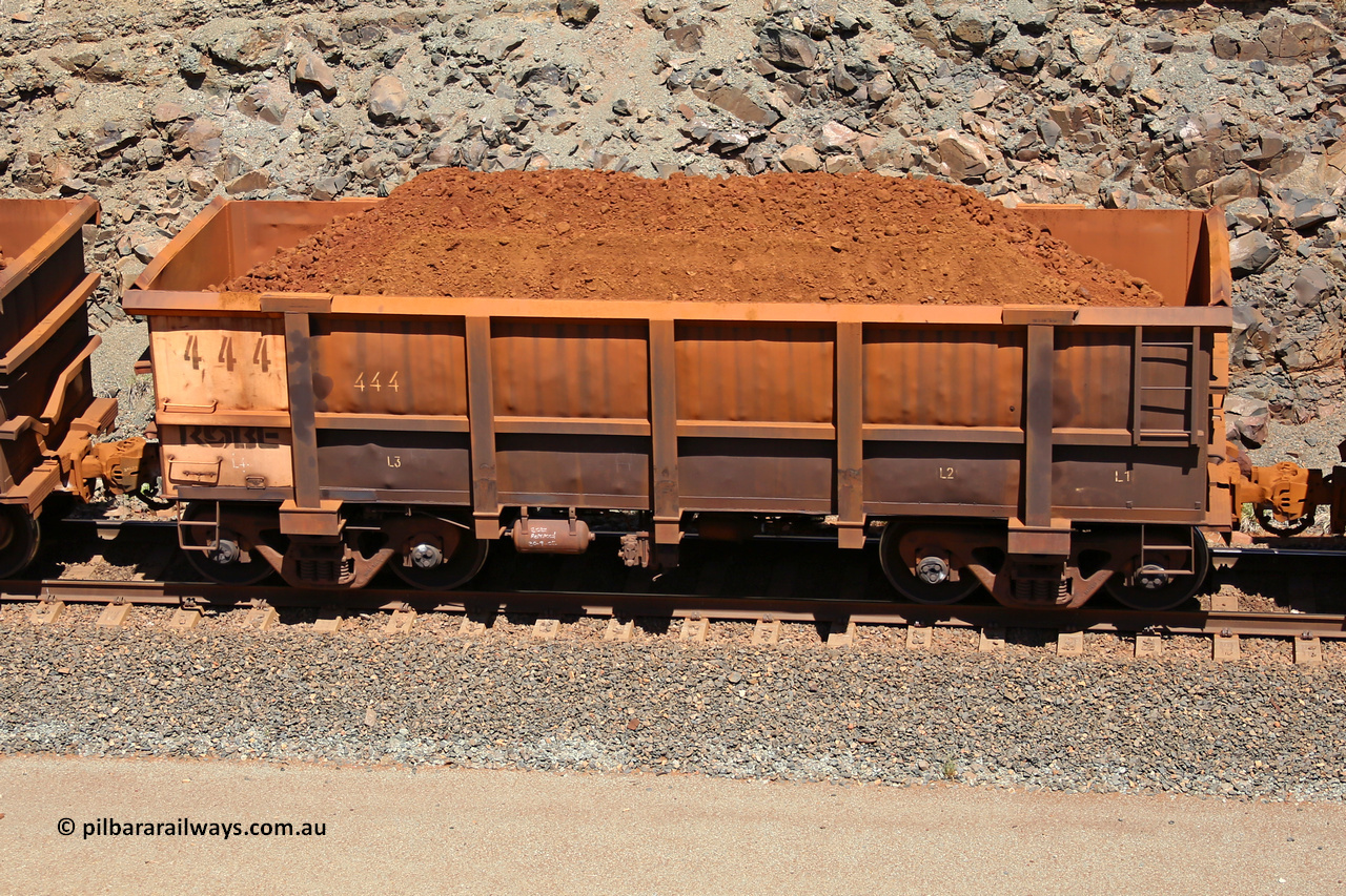 0444 160306 1535
Robe River ore waggon 444, built by Tomlinson Steel WA, fixed coupler non-handbrake side loaded view, at the 45 km, Harding Siding on the Cape Lambert line. March 6, 2016.
Keywords: 444;Tomlinson-Steel-WA;Robe-ore-waggon;