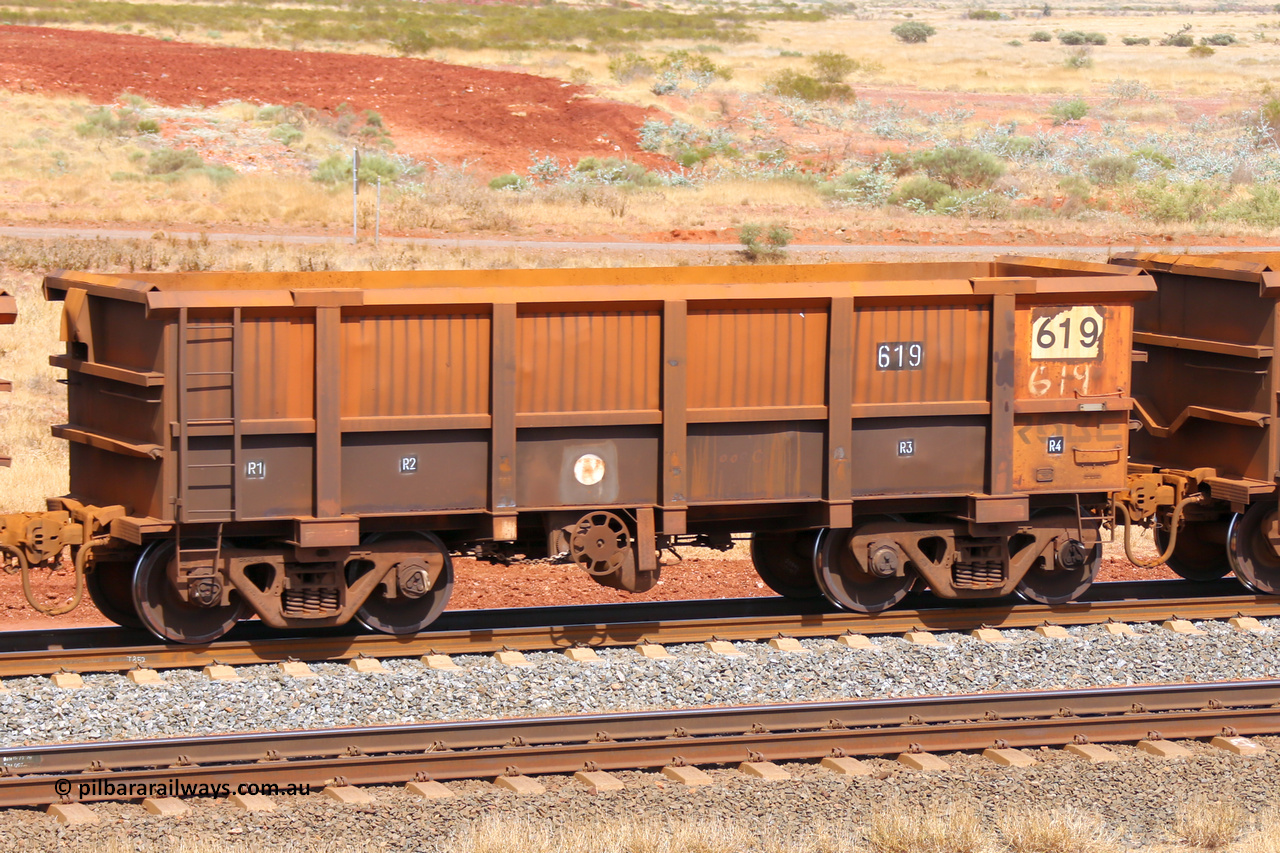 0619 141124 6805
Robe River ore waggon 619, built by Tomlinson Steel WA, fixed coupler handbrake side empty view at the 25 km at Arches Siding on the Cape Lambert line. November 24, 2014.
Keywords: 619;Tomlinson-Steel-WA;Robe-ore-waggon;