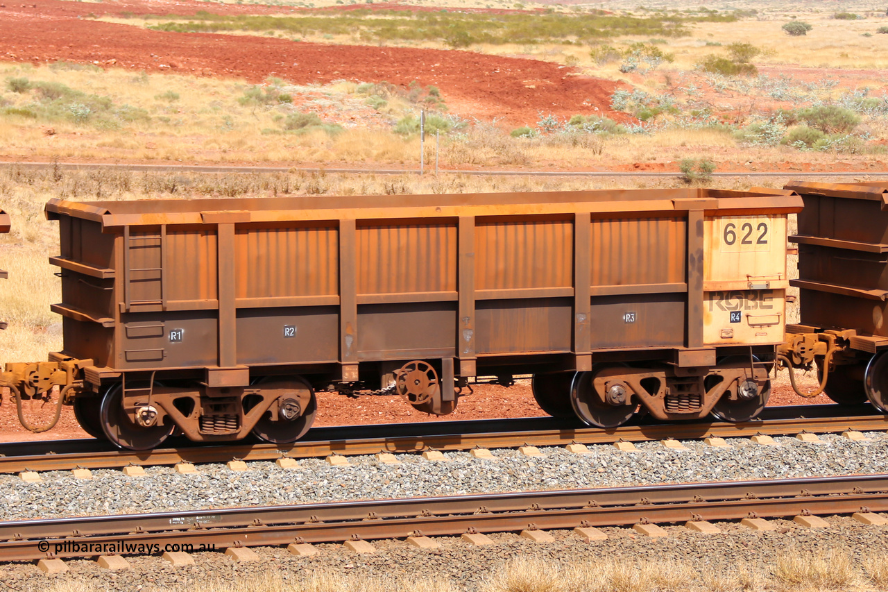 0622 141124 6856
Robe River ore waggon 622, built by Tomlinson Steel WA, fixed coupler handbrake side empty view at the 25 km at Arches Siding on the Cape Lambert line. November 24, 2014.
Keywords: 622;Tomlinson-Steel-WA;Robe-ore-waggon;