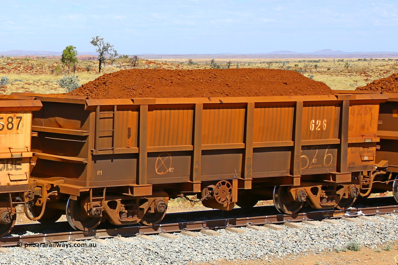 0626 170729 0249
Robe River ore waggon 626, built by Tomlinson Steel WA, fixed coupler handbrake side loaded view at the 103 km, between Maitland Siding and the Fortescue River on the Deepdale line. July 29, 2017.
Keywords: 626;Tomlinson-Steel-WA;Robe-ore-waggon;