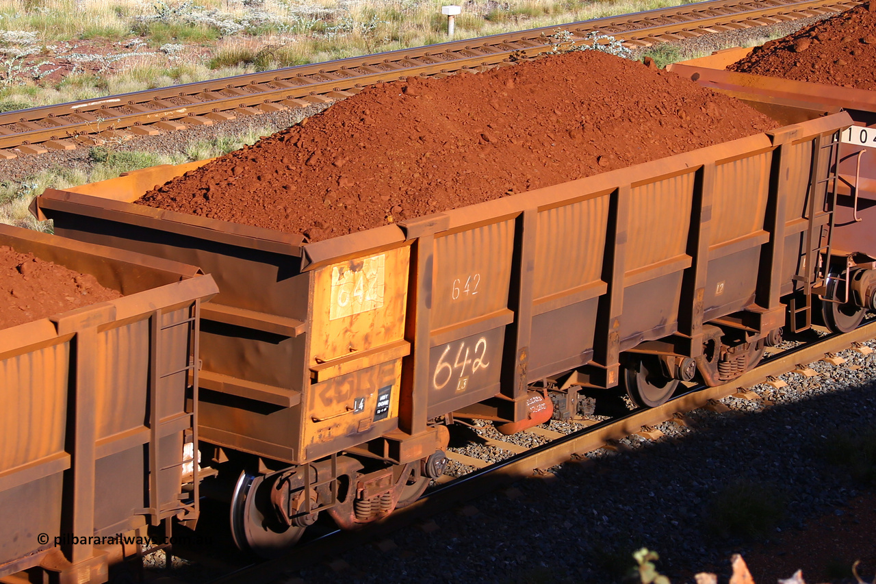 0642 210322 9751
Robe River ore waggon 642, built by Tomlinson Steel WA, rotary coupler end non-handbrake side loaded view at the 17 km on the Cape Lambert line, March 22, 2021.
Keywords: 642;Tomlinson-Steel-WA;Robe-ore-waggon;
