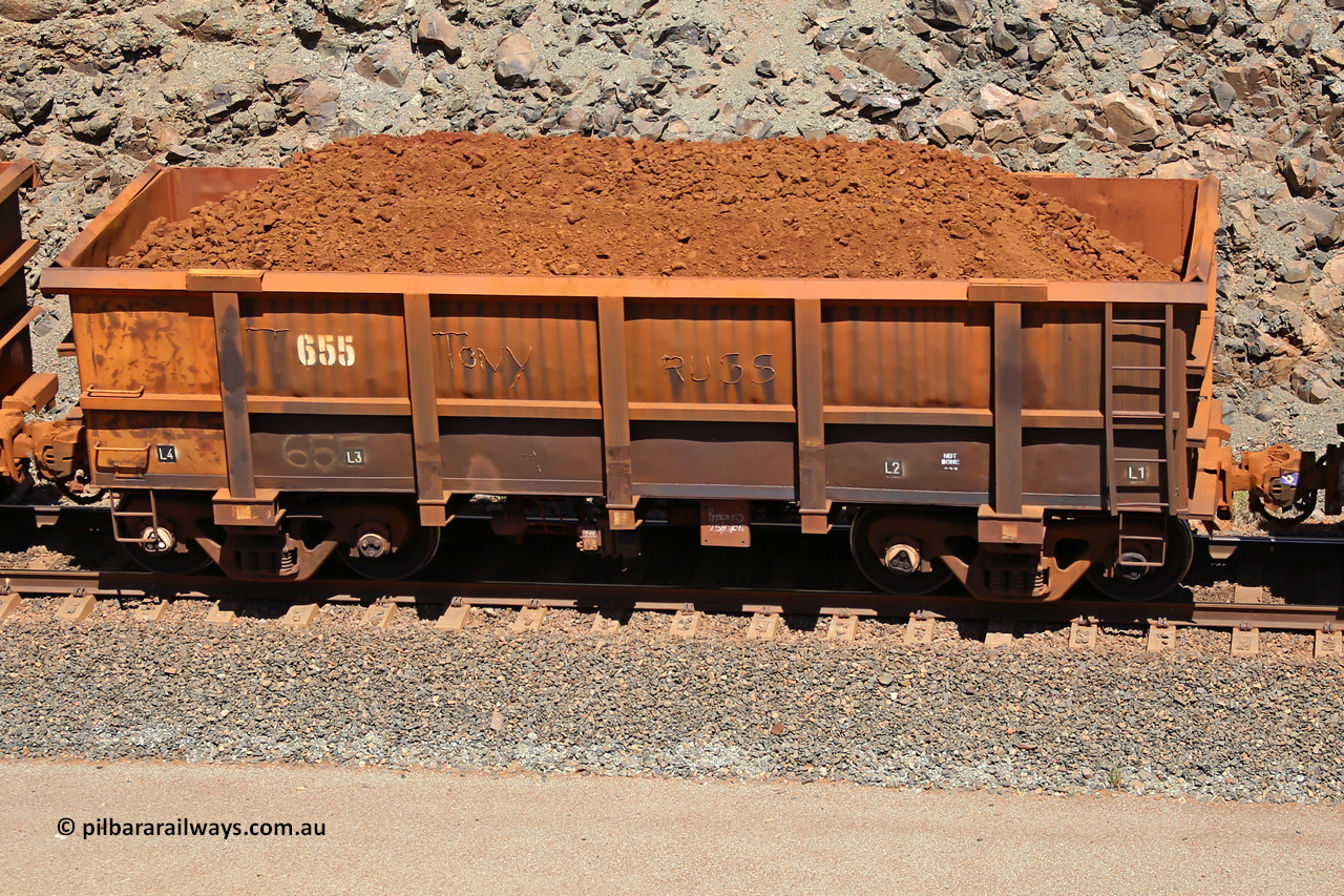 0655 160306 1530
Robe River ore waggon 655, built by Tomlinson Steel WA, fixed coupler non-handbrake side loaded view, at the 45 km, Harding Siding on the Cape Lambert line. March 6, 2016.
Keywords: 655;Tomlinson-Steel-WA;Robe-ore-waggon;