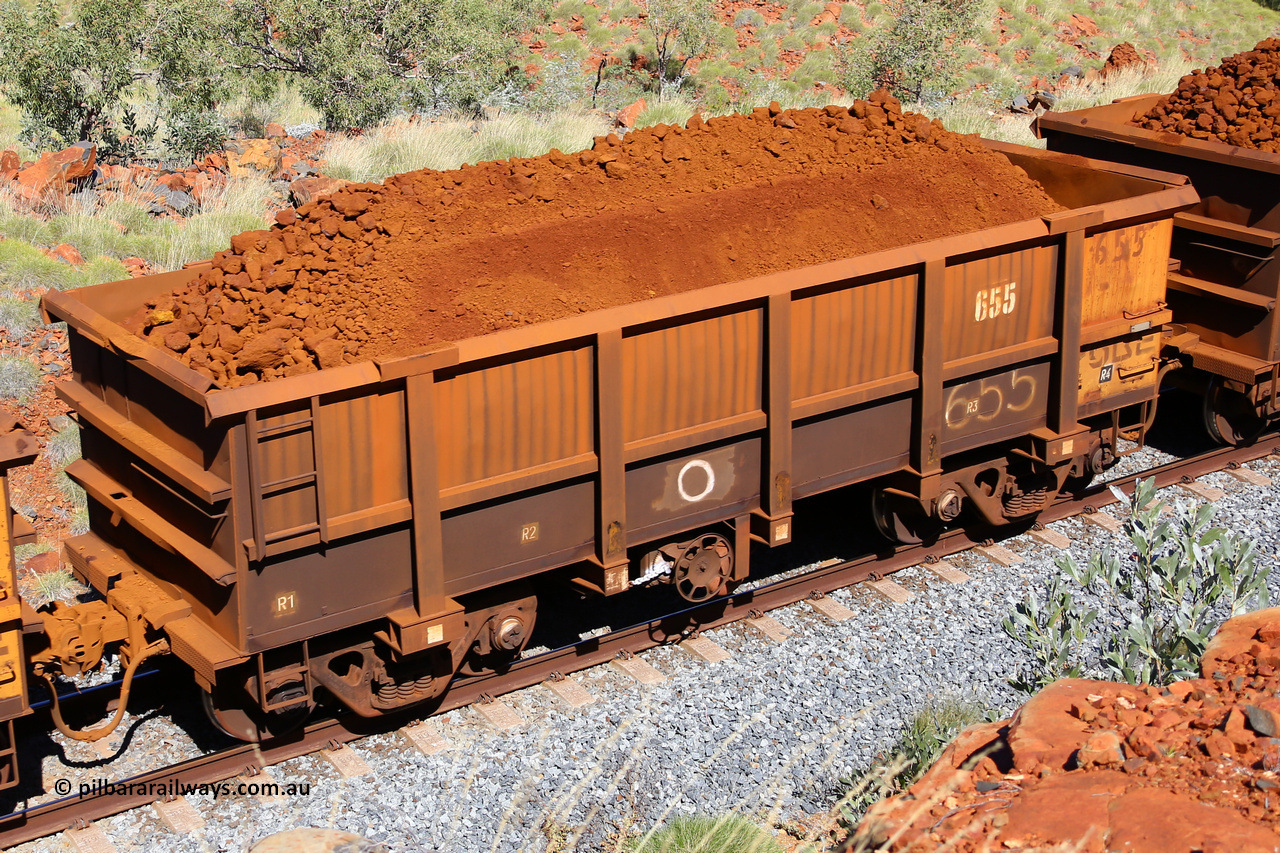0655 180616 1872
Robe River ore waggon 655, built by Tomlinson Steel WA, fixed coupler handbrake side loaded view at Maitland Siding on the Deepdale line, June 16, 2018.
Keywords: 655;Tomlinson-Steel-WA;Robe-ore-waggon;