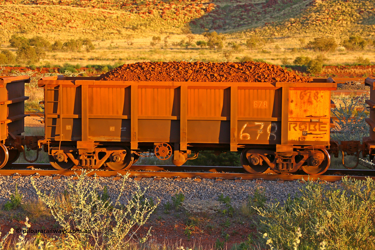 0678 170513 8672
Robe River ore waggon 678, built by Tomlinson Steel WA, handbrake side loaded view, Cape Lambert yard, May 13, 2017.
Keywords: 678;Tomlinson-Steel-WA;Robe-ore-waggon;